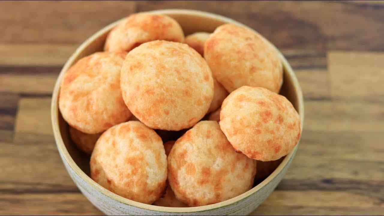 Pão de Ouro – Brazilian Cheese Bread Bliss - Bread
